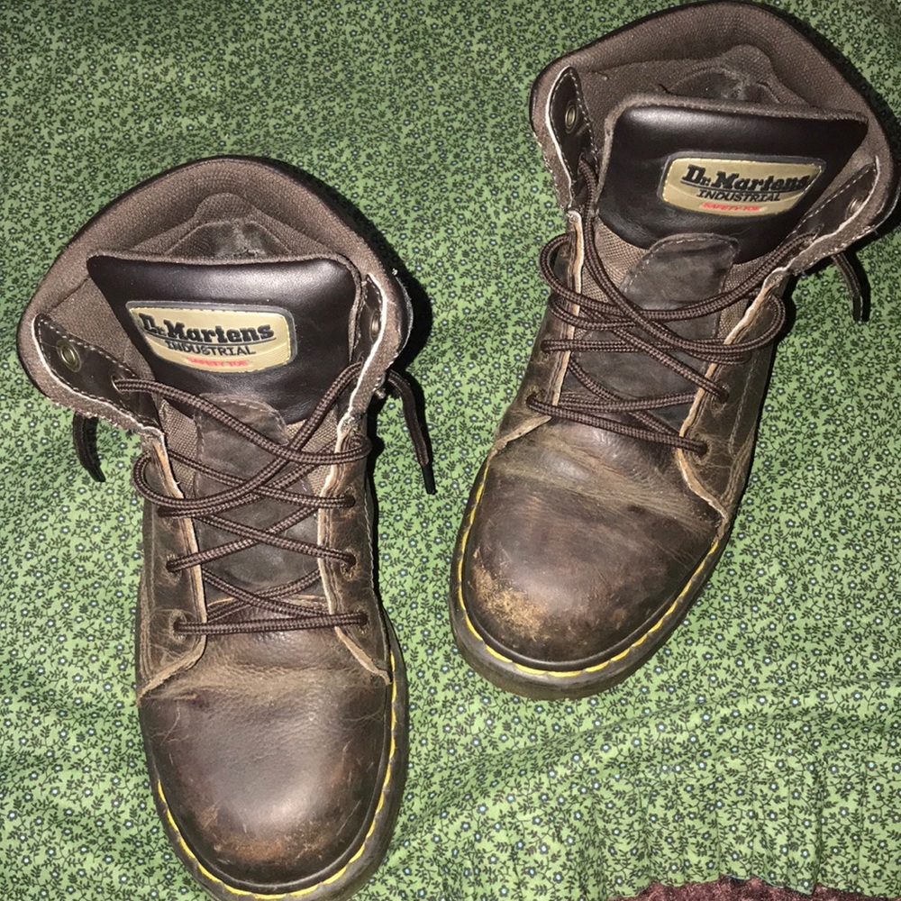Doc Steel Toes DM355 Size 8 US 39 EU